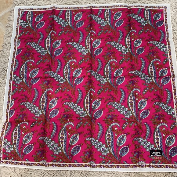 Ungaro Paris unused handkerchief - Picture 2 of 2